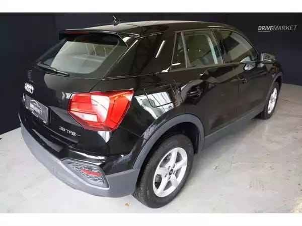 Audi Q2 35 TFSI S Tronic - Photo 2