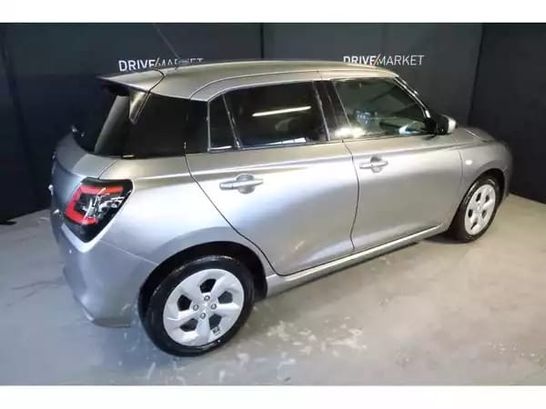 Suzuki Swift GL+ - Photo 2