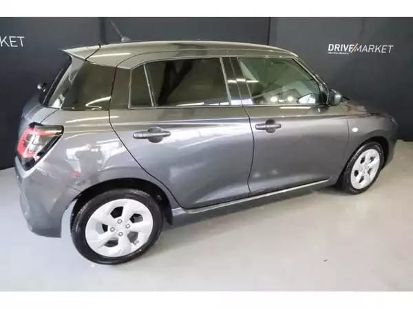 Suzuki Swift GL+ - Photo 2