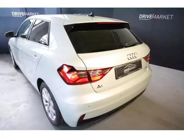 Audi A1 Advanced - Photo 2