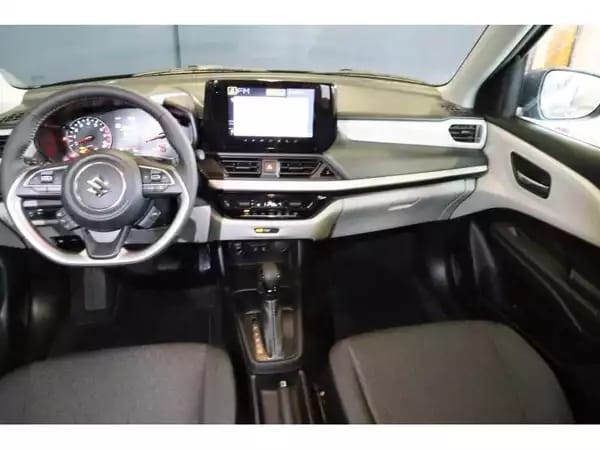 Suzuki Swift GL+ - Photo 2