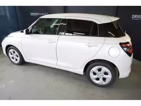 Suzuki Swift GL+ - Photo 2