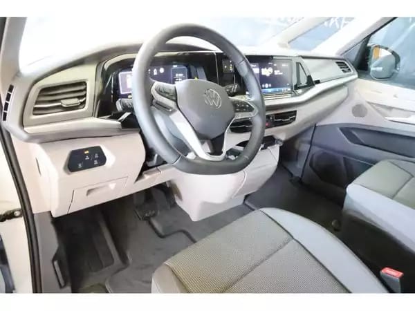 Volkswagen T7 Multivan Life LONG - Photo 2