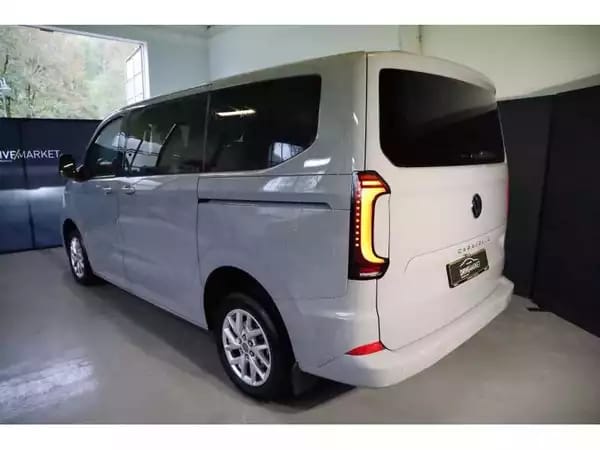 Volkswagen T7 Caravelle Style KR AHK - Photo 2