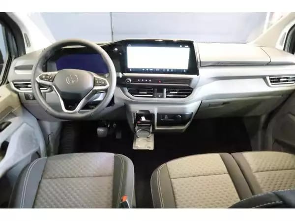 Volkswagen T7 Caravelle Style Court - Photo 2