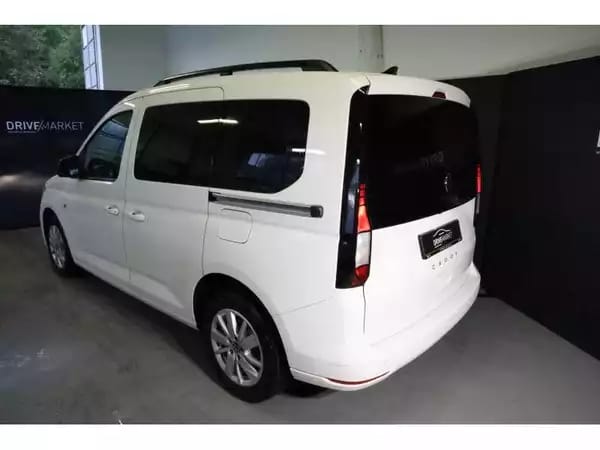 Volkswagen Caddy Life - Photo 2