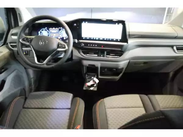 Volkswagen T7 Caravelle Life AHK PanAmerica - Photo 2