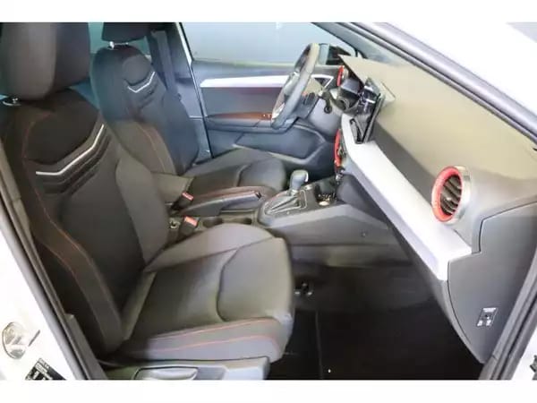 SEAT Ibiza FR - Photo 3