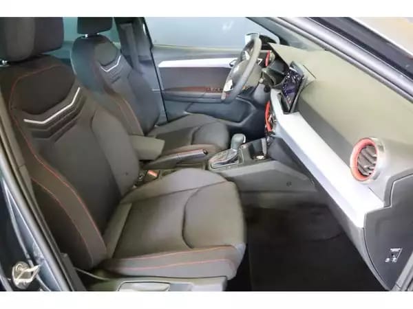 SEAT Ibiza FR - Photo 3