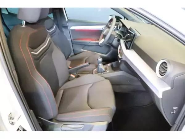 SEAT Ibiza FR - Photo 3