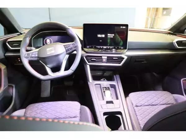 SEAT Leon FR - Photo 2