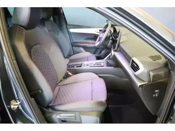 SEAT Leon FR - Photo 3