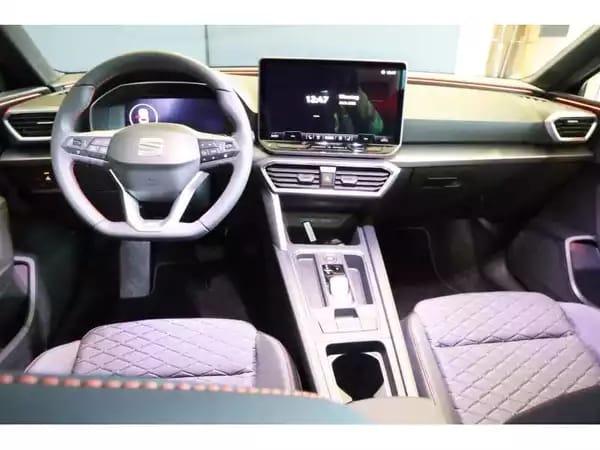 SEAT Leon FR - Photo 2