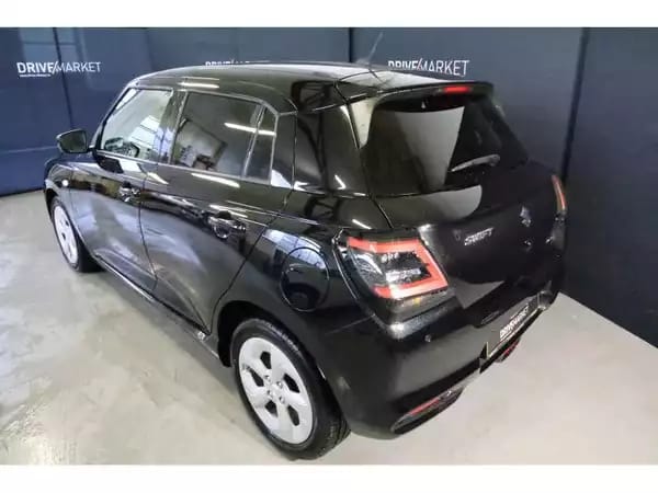Suzuki Swift GL+ - Photo 2