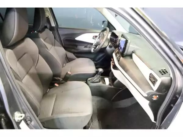 Suzuki Swift GL+ - Photo 3