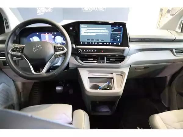 Volkswagen T7 Caravelle Style Court - Photo 2