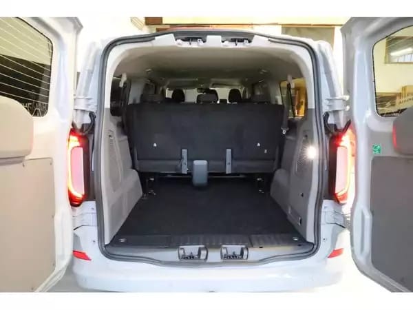 Volkswagen T7 Caravelle Style LONG LR 9P - Photo 3