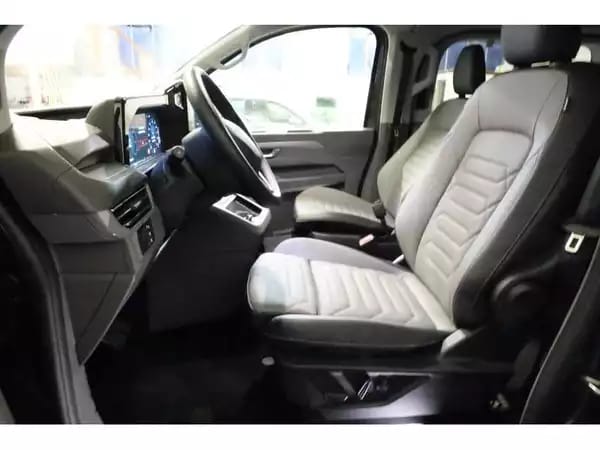Volkswagen T7 Caravelle Style 4X4 - Photo 3