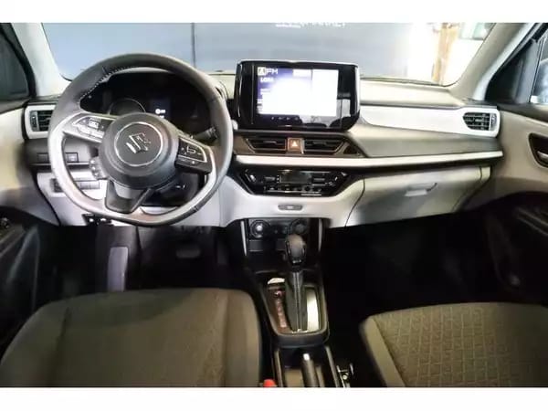 Suzuki Swift GL+ - Photo 2