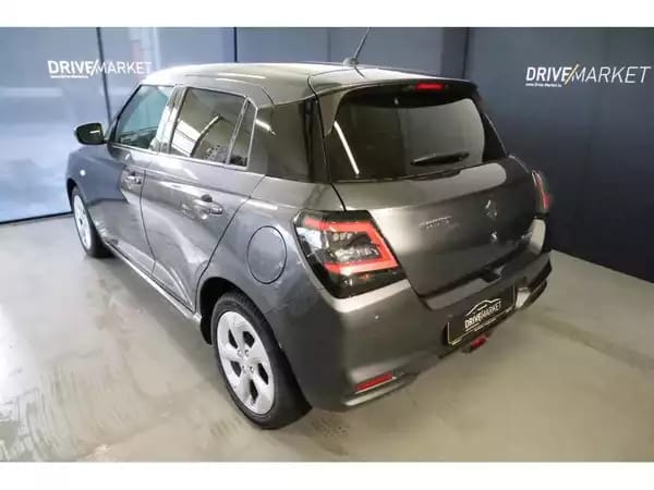 Suzuki Swift GL+ - Photo 2