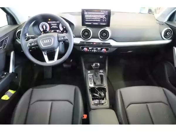 Audi Q2 S-Line - Photo 2