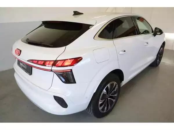 Audi Q3 Sportback - Photo 2