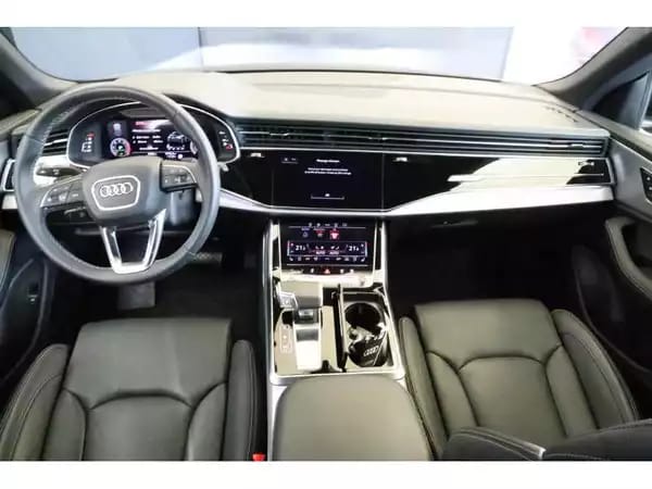 Audi Q8 50 TDI - Photo 2