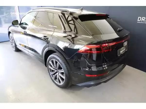 Audi Q8 50 TDI - Photo 2