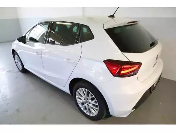 SEAT Ibiza Style - Photo 2