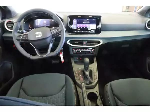 SEAT Ibiza Style - Photo 2