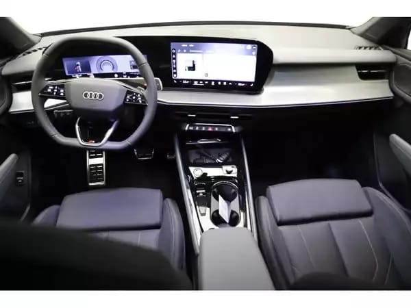 Audi Q3 Sportback - Photo 2