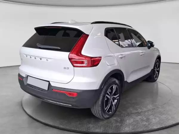 Volvo XC40 Dark - Photo 2