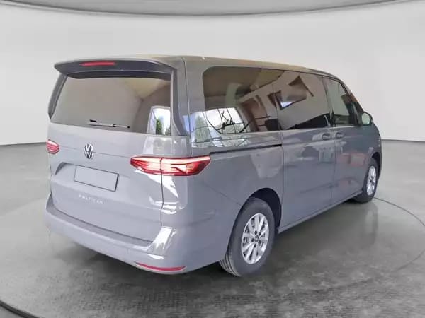 Volkswagen T7 Multivan Life LONG - Photo 2