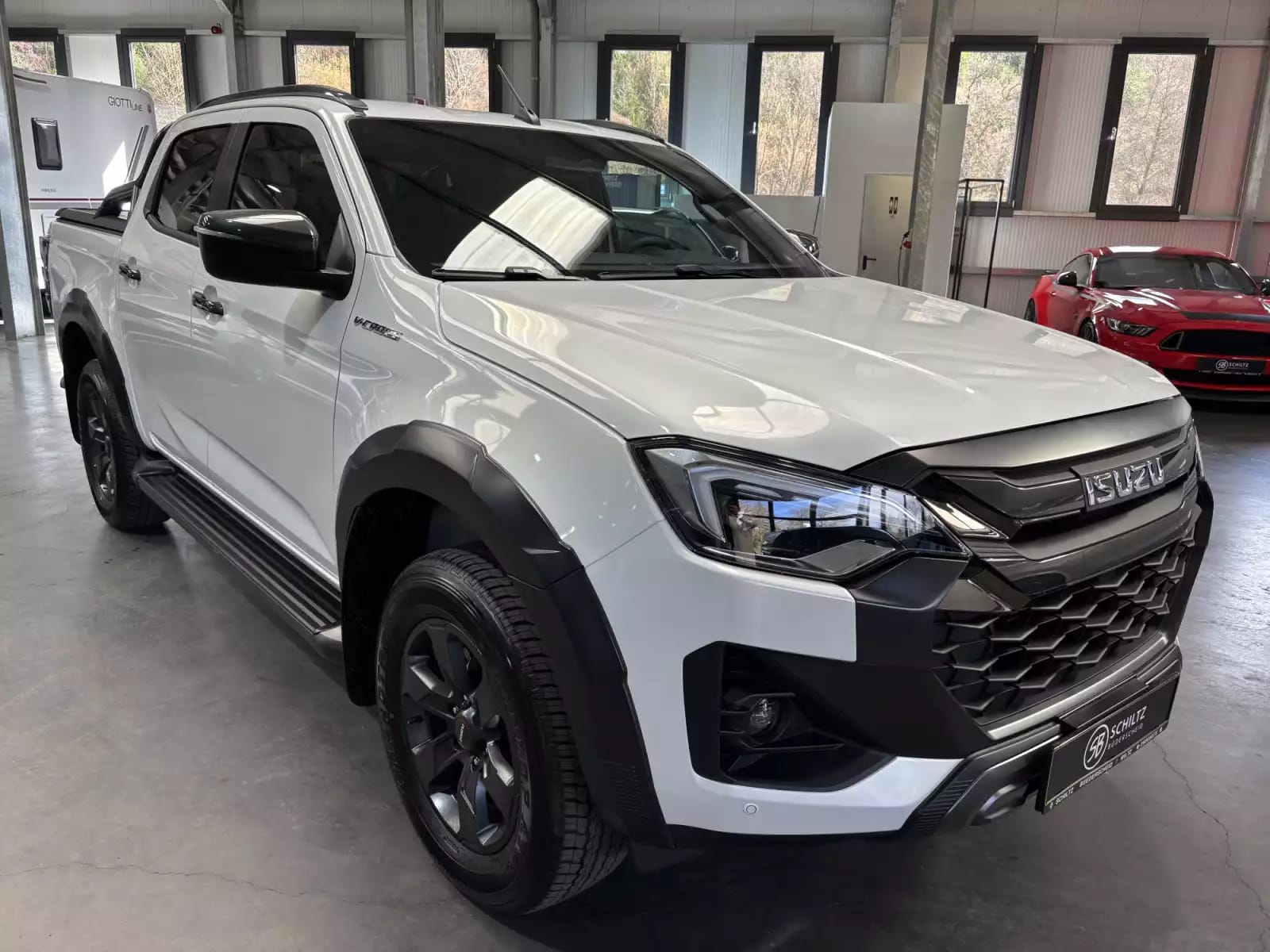 Isuzu D-Max Double Cab 1.9 V-Cross 163HP - Photo 1