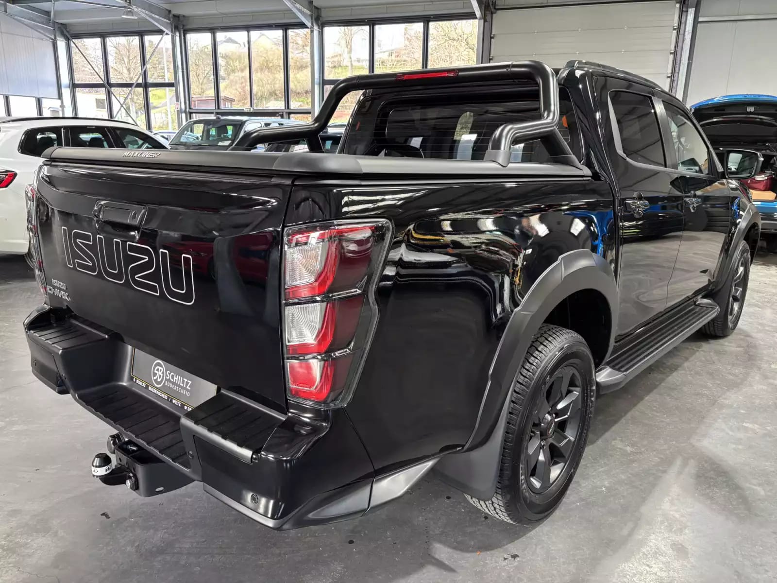 Isuzu D-Max Double Cab 1.9 V-Cross 163HP - Photo 1