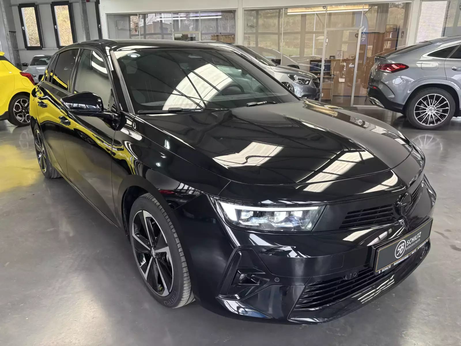 Opel Astra 1.5 GS Autom - Photo 1