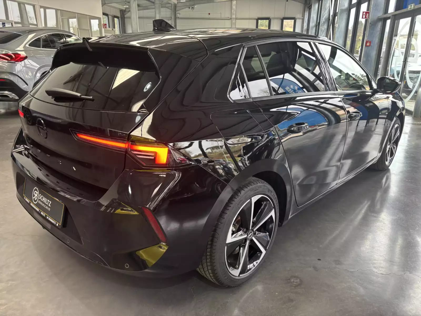 Opel Astra 1.5 GS Autom - Photo 1