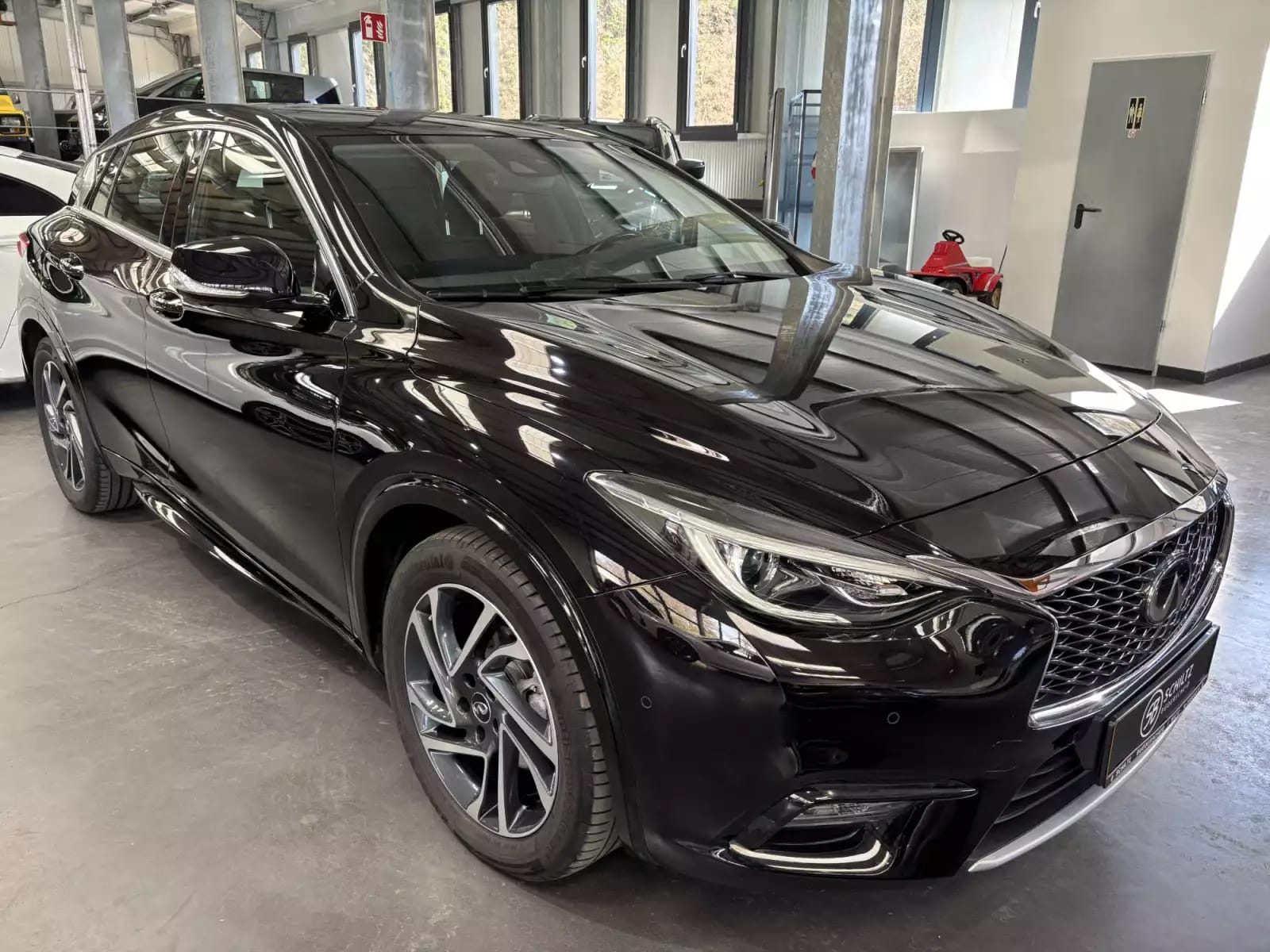 Infiniti Q30 1.6 DCT Sport - Photo 1