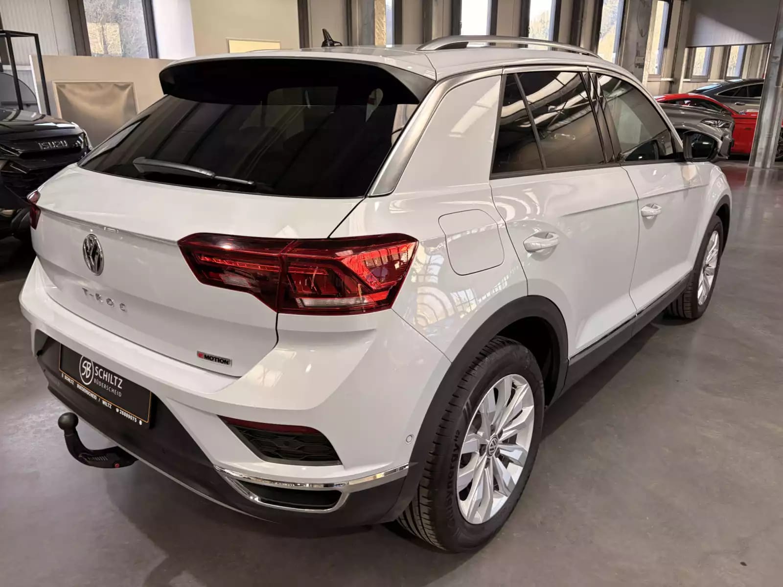 Volkswagen T-Roc Sport 2.0 TSI DSG 4Motion 190HP - Photo 1