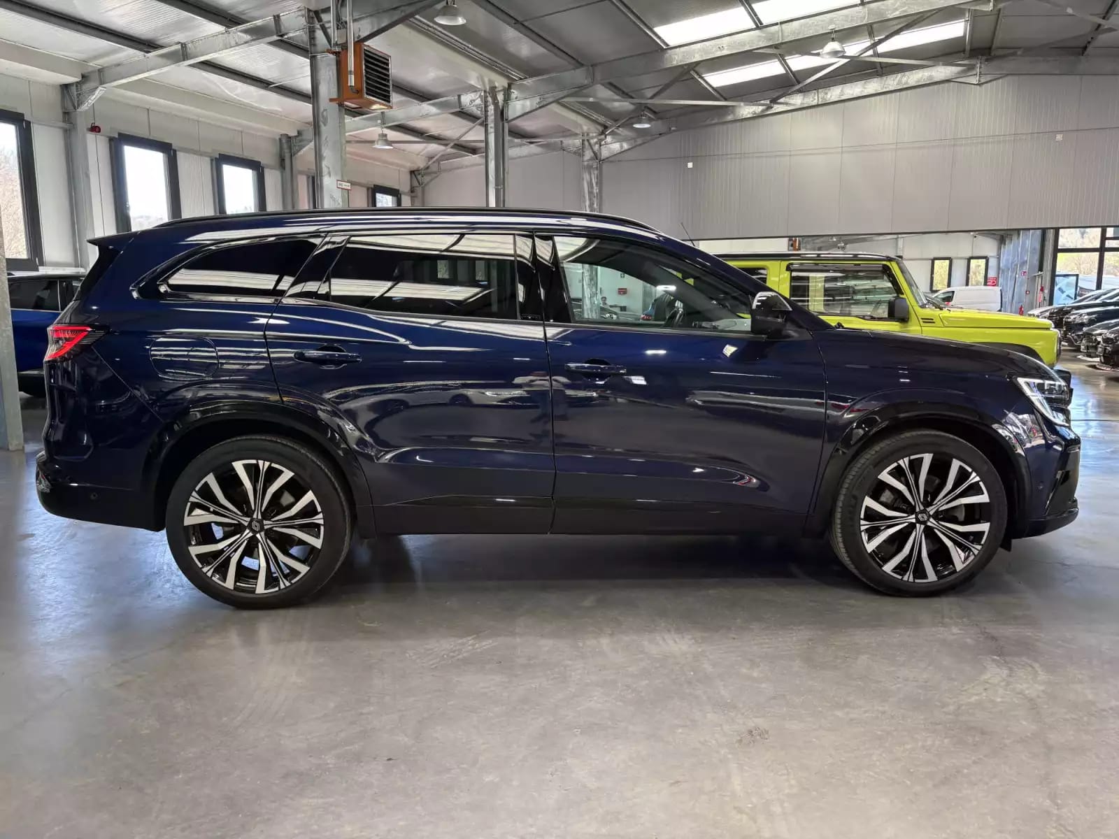 Renault Espace 1.2 ICONIC E-Tech Hybrid - Photo 1