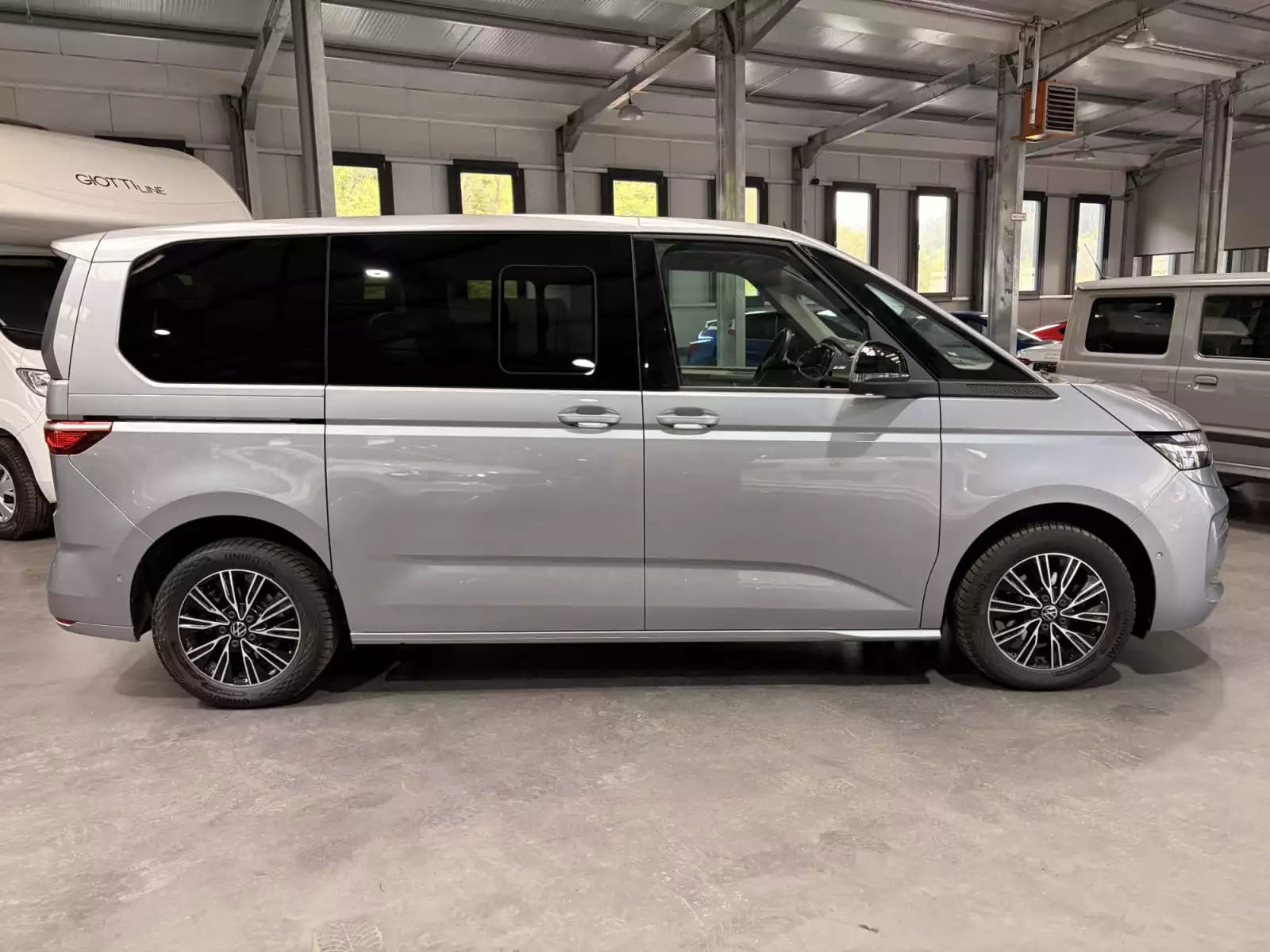 Volkswagen Multivan 2.0 TDI 150 7 places - Photo 1