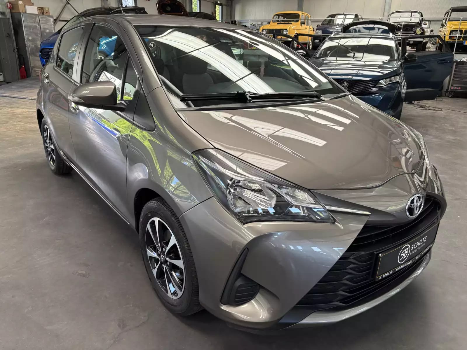 Toyota Yaris 1.5 VVT-ie Connect - Photo 1