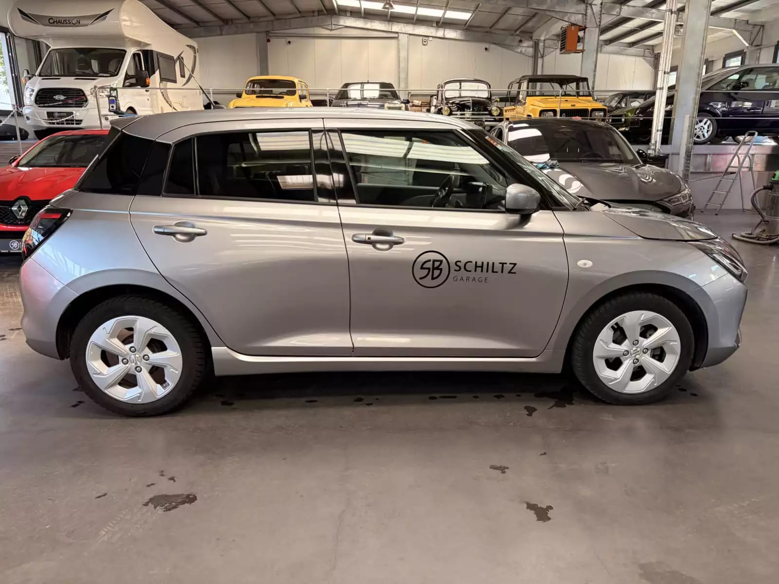Suzuki Swift 1.2 GL+ MildHybrid Automatique - Photo 1