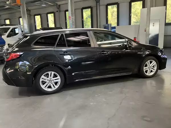 Suzuki Swace 1.8 GL+ Hybrid Auto - Photo 2