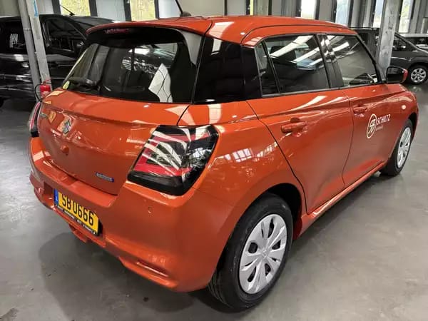 Suzuki Swift 1.2 GL MildHybrid - Photo 2