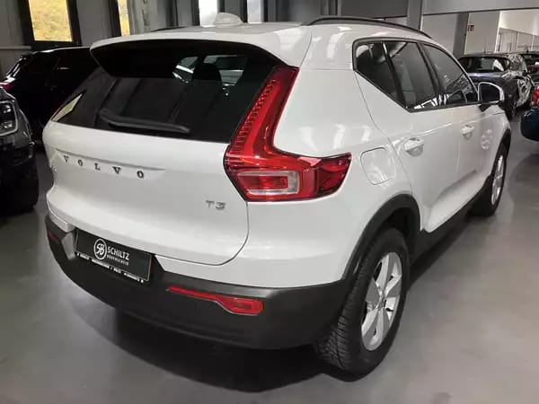 Volvo XC40 1.5 T3 Momentum - Photo 2