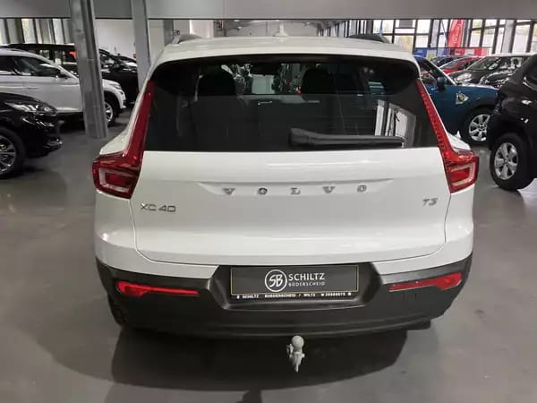 Volvo XC40 1.5 T3 Momentum - Photo 3