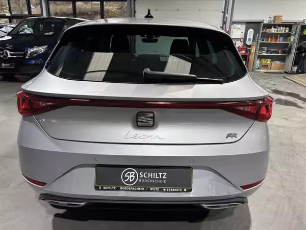 SEAT Leon 1.5 eTSI DSG FR - Photo 3
