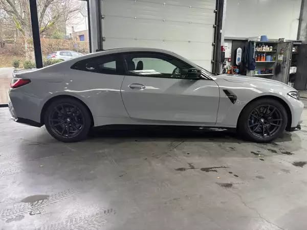 BMW M4 3.0 DKG  Toit Carbone Manuelle - Photo 2