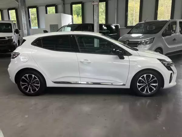 Renault Clio 1.0 TCe Techno - Photo 2
